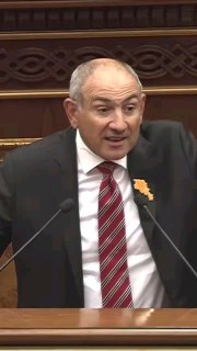 Выборы в Лорийской области: не взявших деньги граждан назвали опорой государства