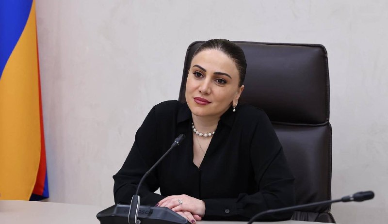 Арусяк Манавазян выдвинута кандидатом на пост главы фракции «Гражданский договор»: что это значит для Лори