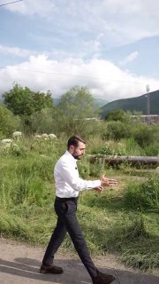 Губернатор Лори Арен Мкртчян прибыл на поиски 13-летней девочки в реке Памбак в Ванадзоре