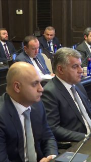 Никол Пашинян пообещал внедрить программы энергоэффективности в панельных домах Лори