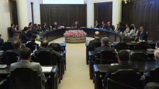 Пашинян прокомментировал опасения по поводу смартфонов в Лорийской области