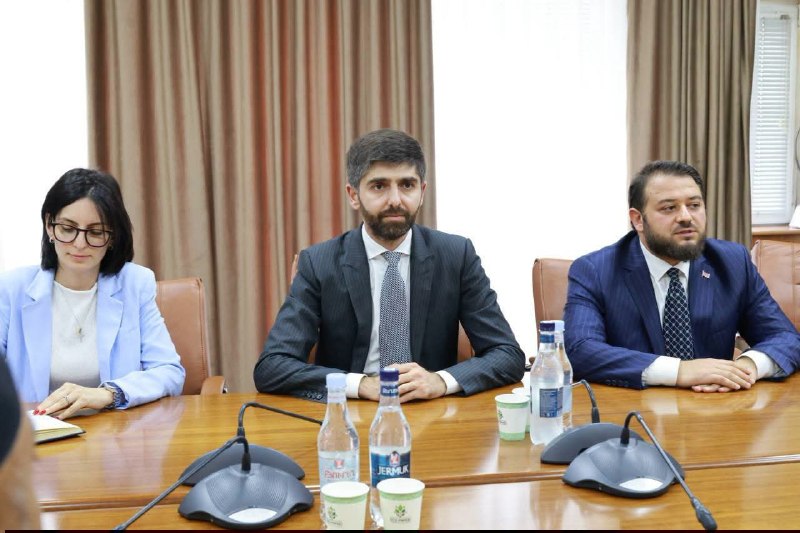 Встреча Армана Ходжояна с делегацией ОАЭ по экспорту овощей и цветов